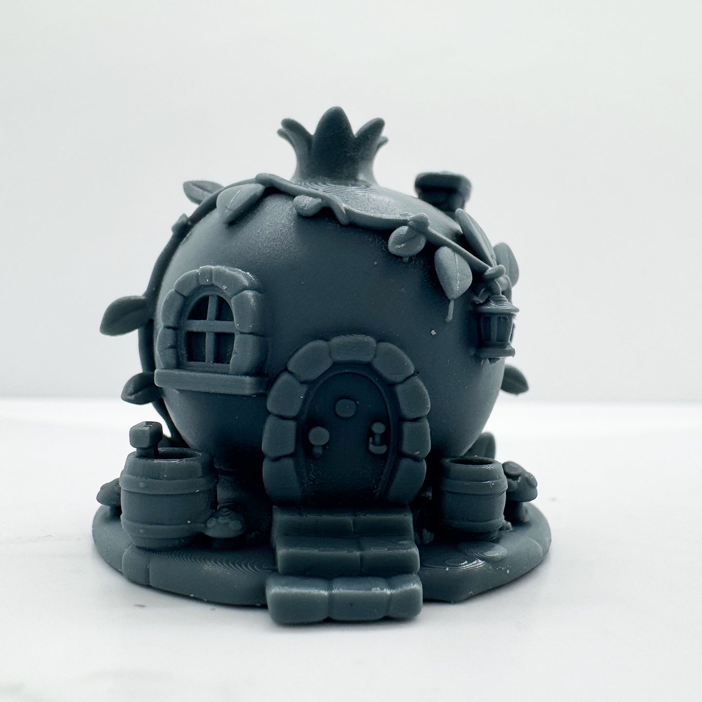 LYTS177 3D Printed Miniature Pomegranate House Scene - Whimsical Fantasy Diorama Decor for Model Display