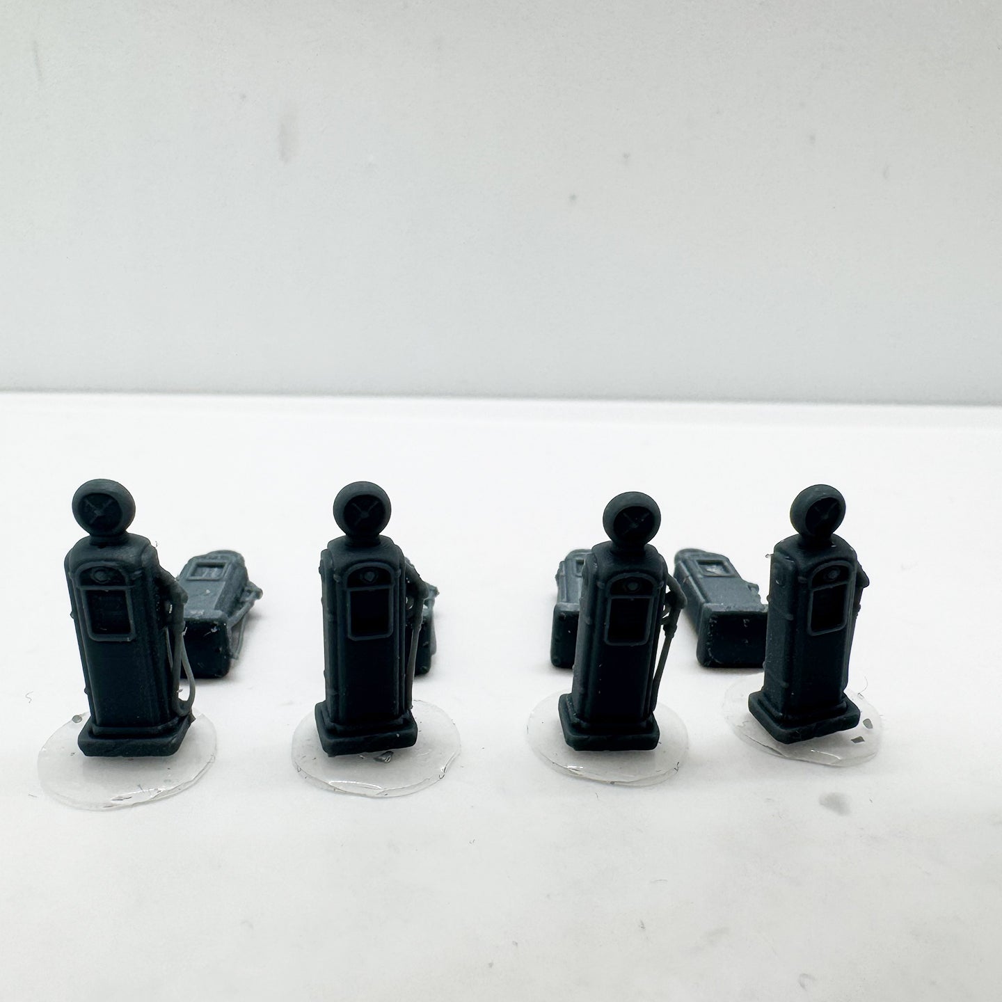 LYTS173 3D Printed Retro Gas Pump Model - Miniature Scene Decor Ornament
