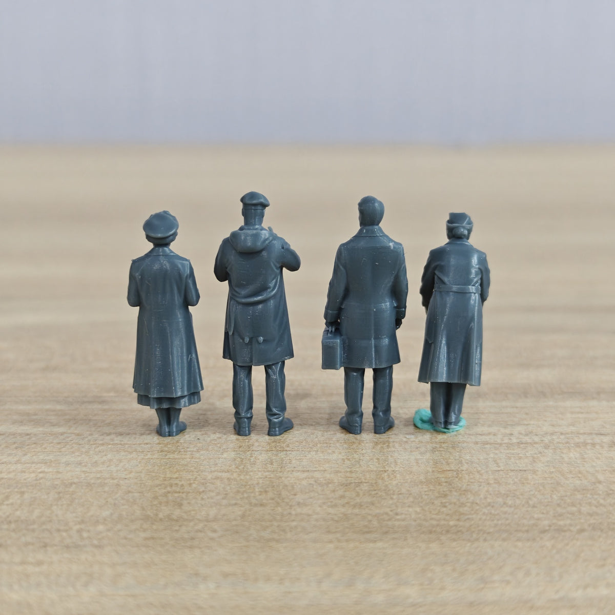 MRY-SFW LYTR1161 French Campaign Medical Staff 4 pcs – LCD 3D printed resin model kit, image 2