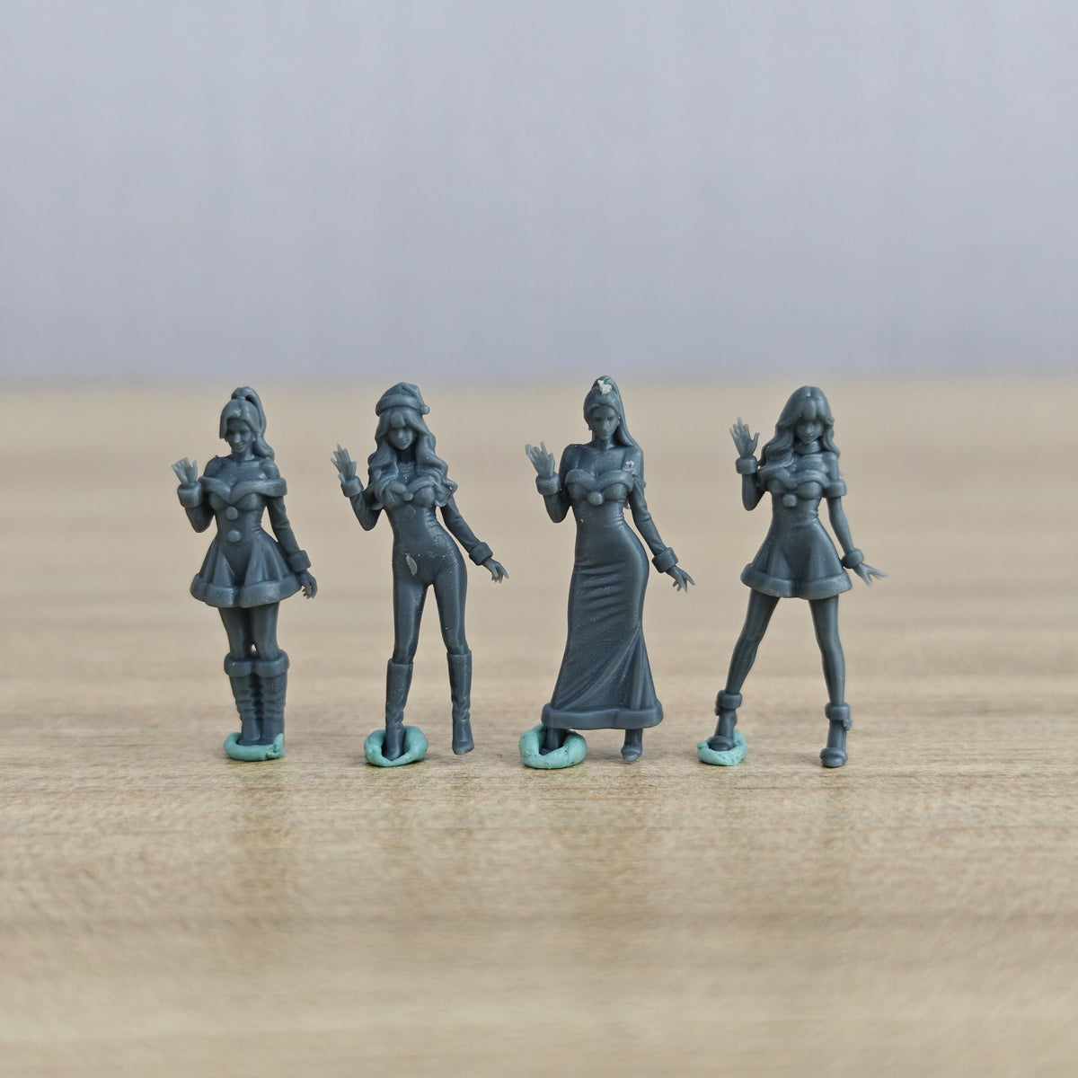 Christmas Themed Girl Figure Modern Model 4 pcs MRY-SFW LYTR880