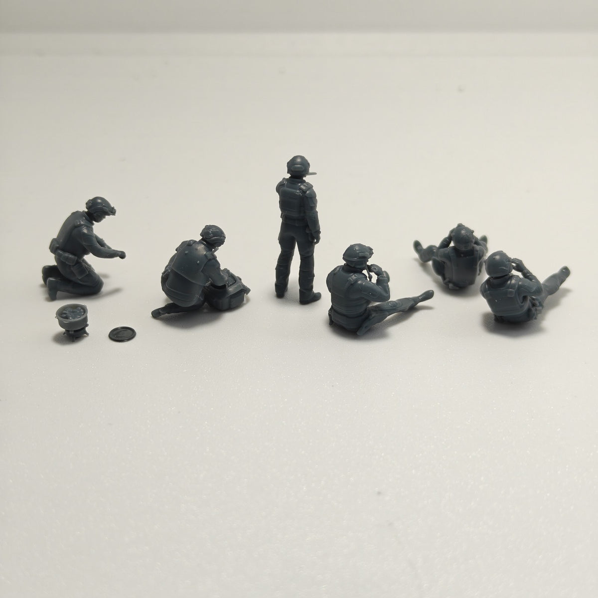 Modern Miami Special Forces Six-Person Picnic Group MRY-SFW LYGR561