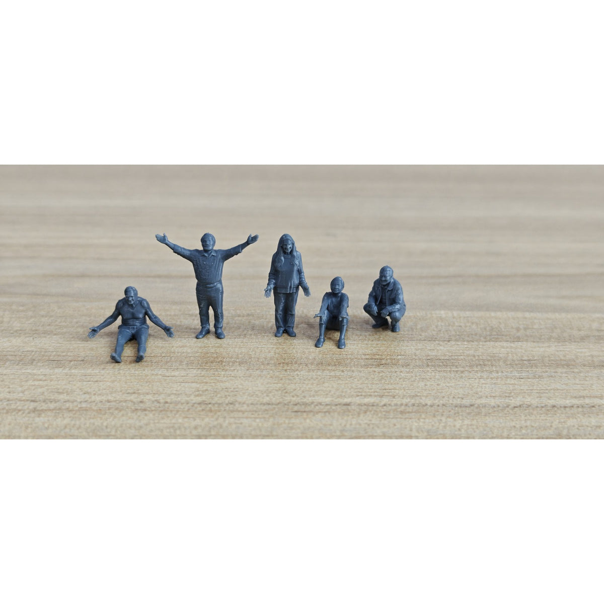 Leisurely Elderly Quintet Resin Miniature Model 5-Figure Set, Unpainted Relaxation Figures, DIY Painting Scene Decoration Miniatures Diorama Resin Figures MRY-SFW LYTR262