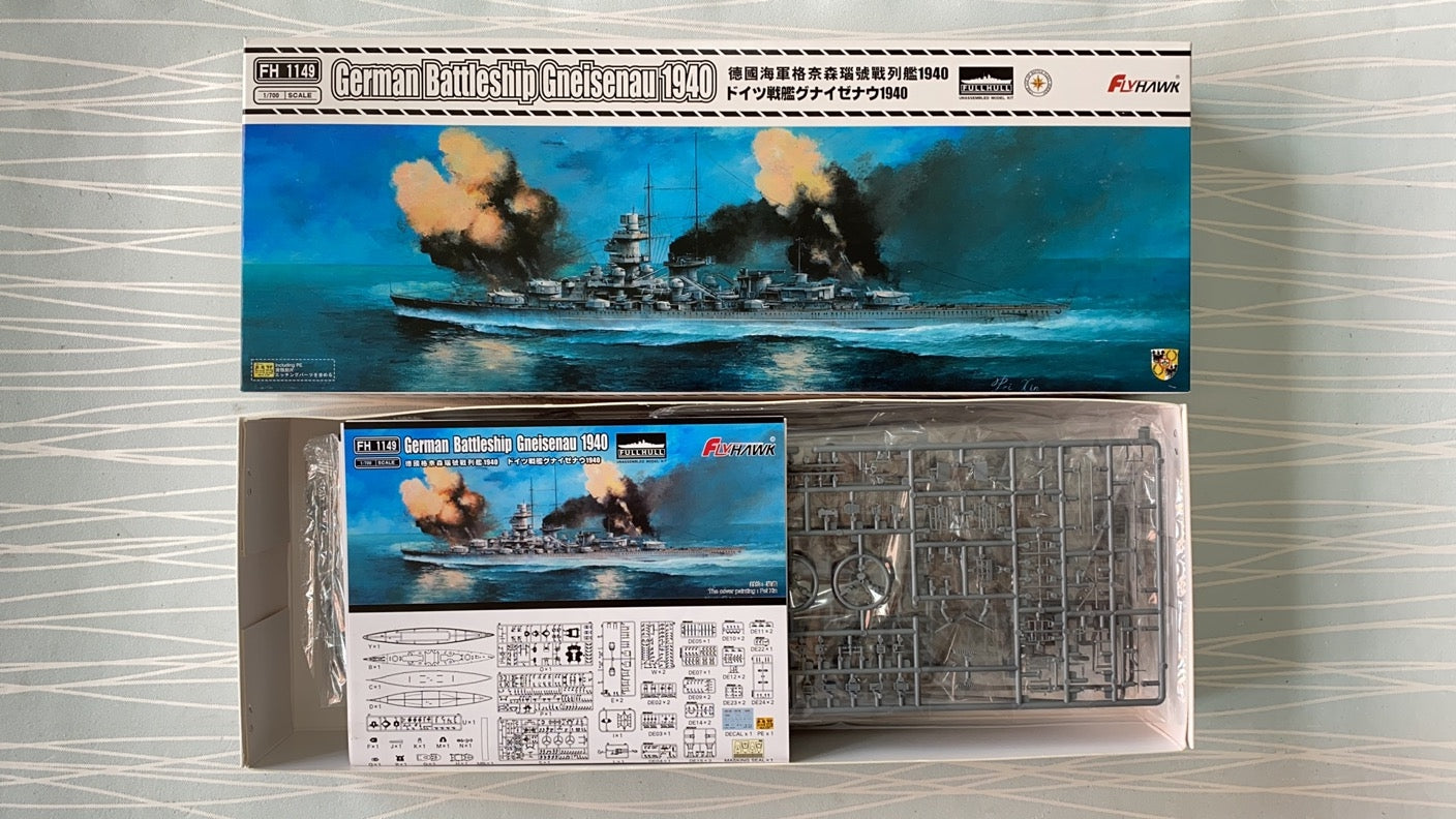 Flyhawk FH1149 1/700 German Battleship Gneisenau 1940 Plastic Model Kit