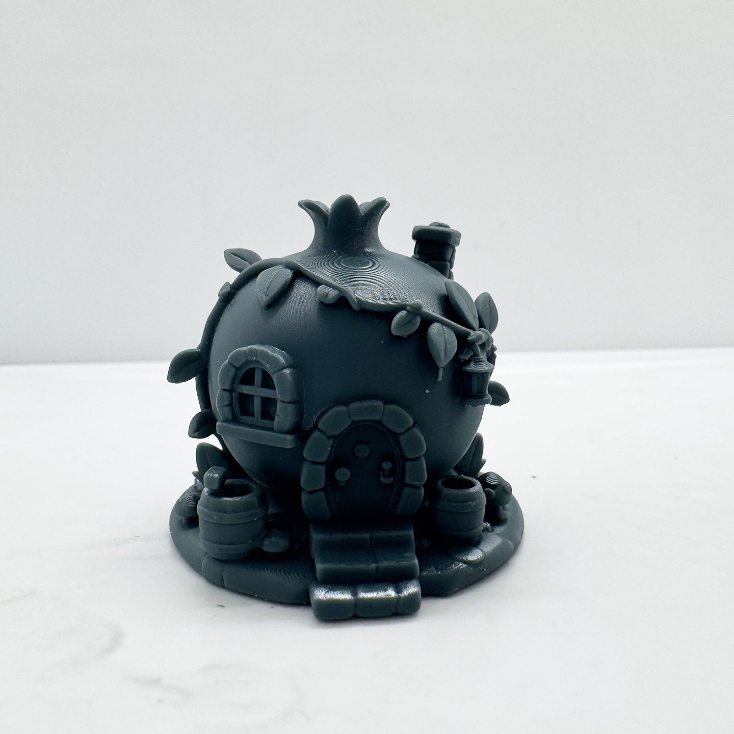 LYTS177 3D Printed Miniature Pomegranate House Scene - Whimsical Fantasy Diorama Decor for Model Display