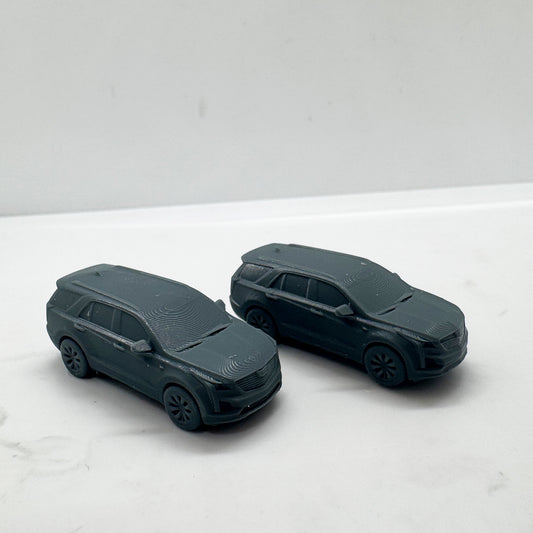 LYTS162 3D Printed Q Style Miniature Model Luxury Off-Road Car Decor for Dioramas Collection Displays
