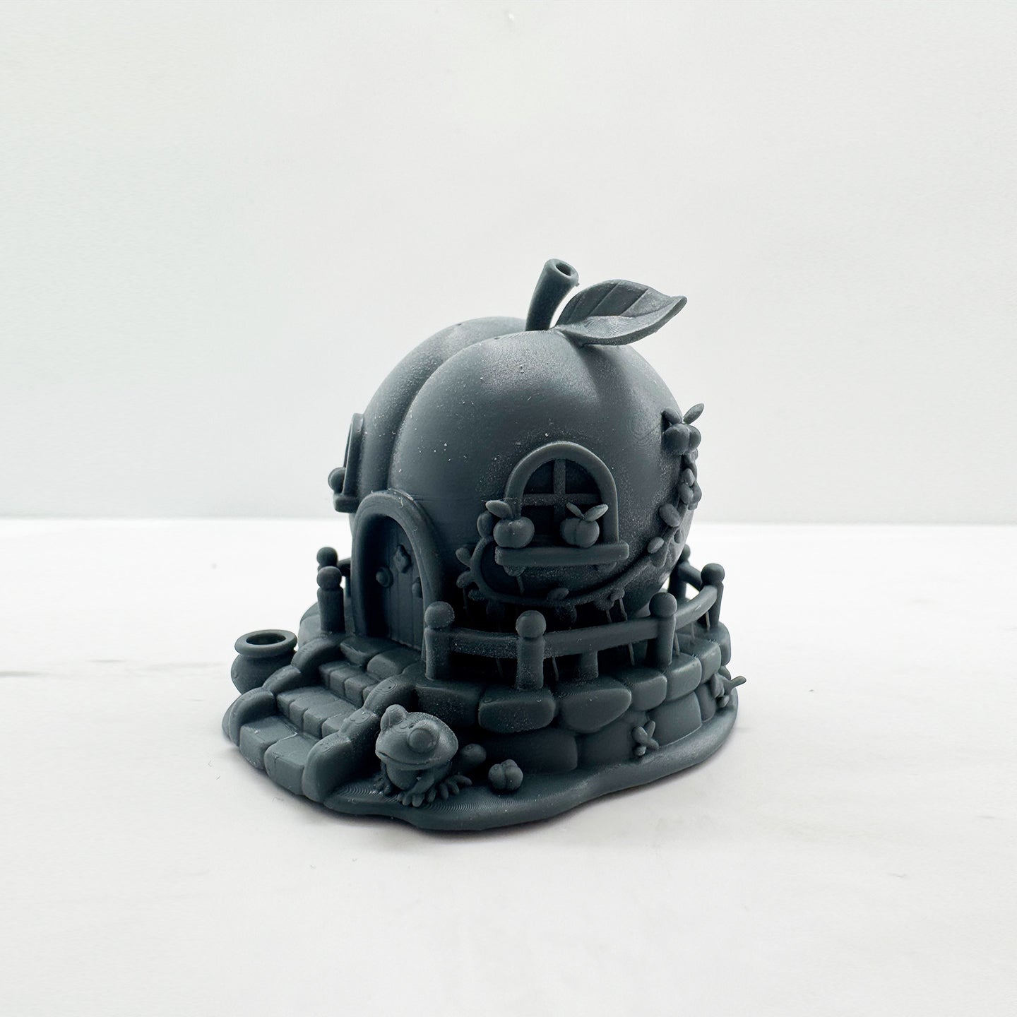 LYTS189 Peach House Miniature Model - 3D Printed Fairy Tale Diorama Decor Ornament