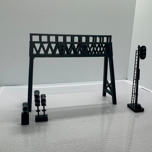 LYTS097  3D Printed Model Kit Model Railway Scenery Dwarf Block Signal And Bridge Set