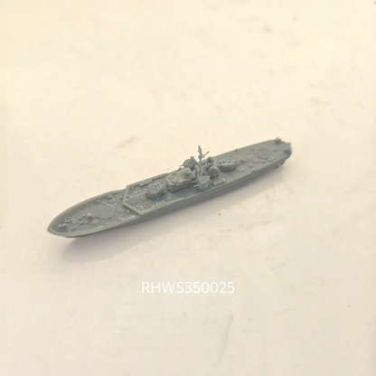 RHWS025 Military Model Kit Water Line USSR Project 186 ARMORED GUN BOATS