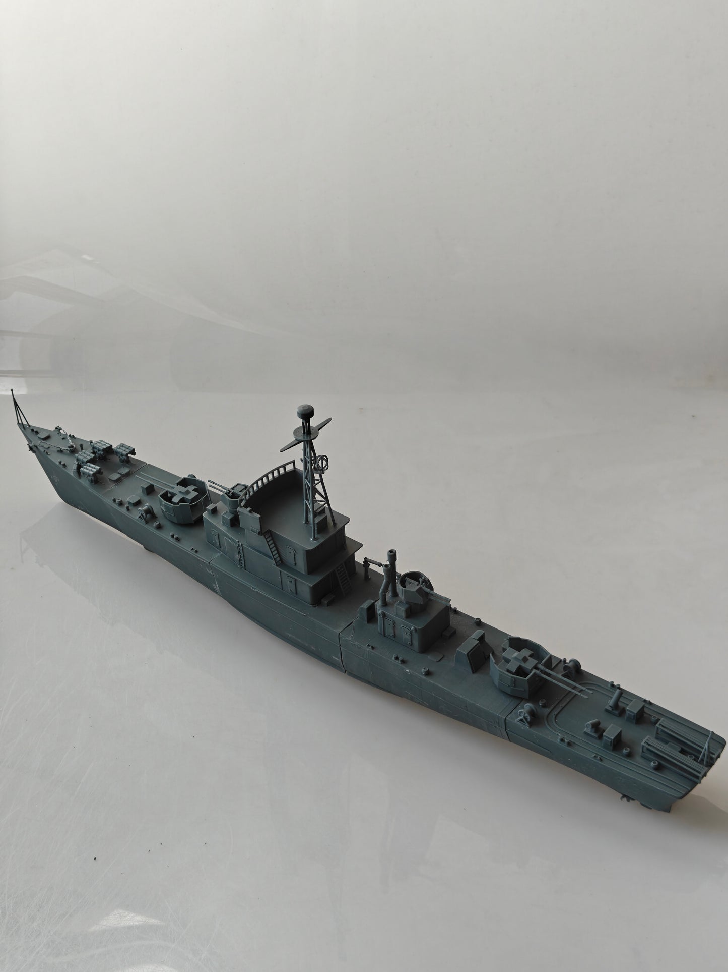 SSC176S Military Model CNS Hainan Class Submarine Chaser Full Hull