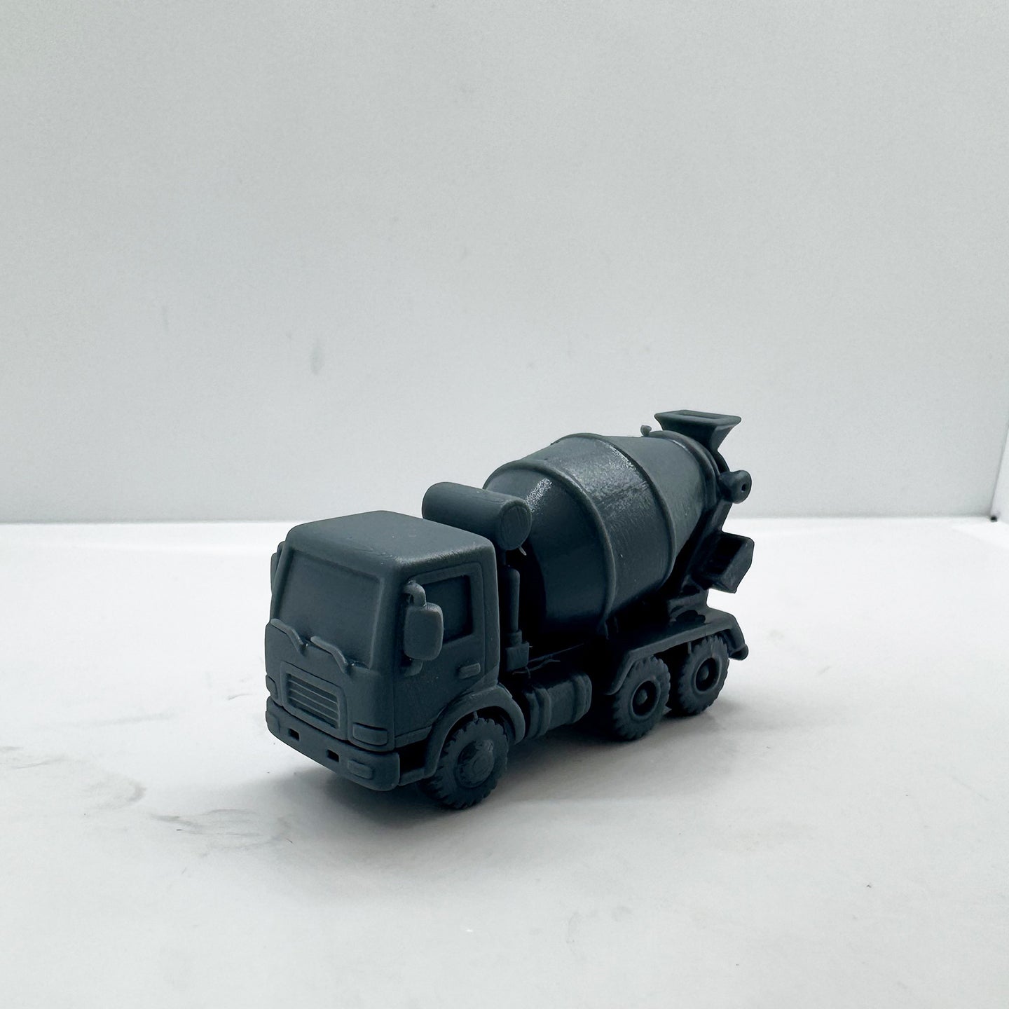 LYTS159 3D Printed Concrete Mixer Truck Miniature Model Construction Vehicle Decor for Dioramas Collection Displays