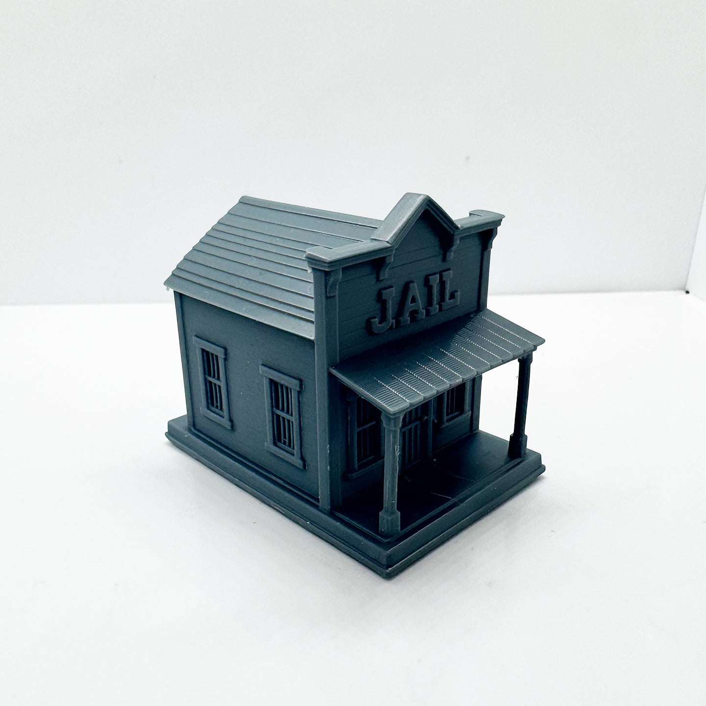 MRY-SFW LYTS118 Vintage Western Jail Building 3D Printed Retro Old West Prison Miniature for Diorama Builders Western Theme Enthusiasts or Desktop Decor