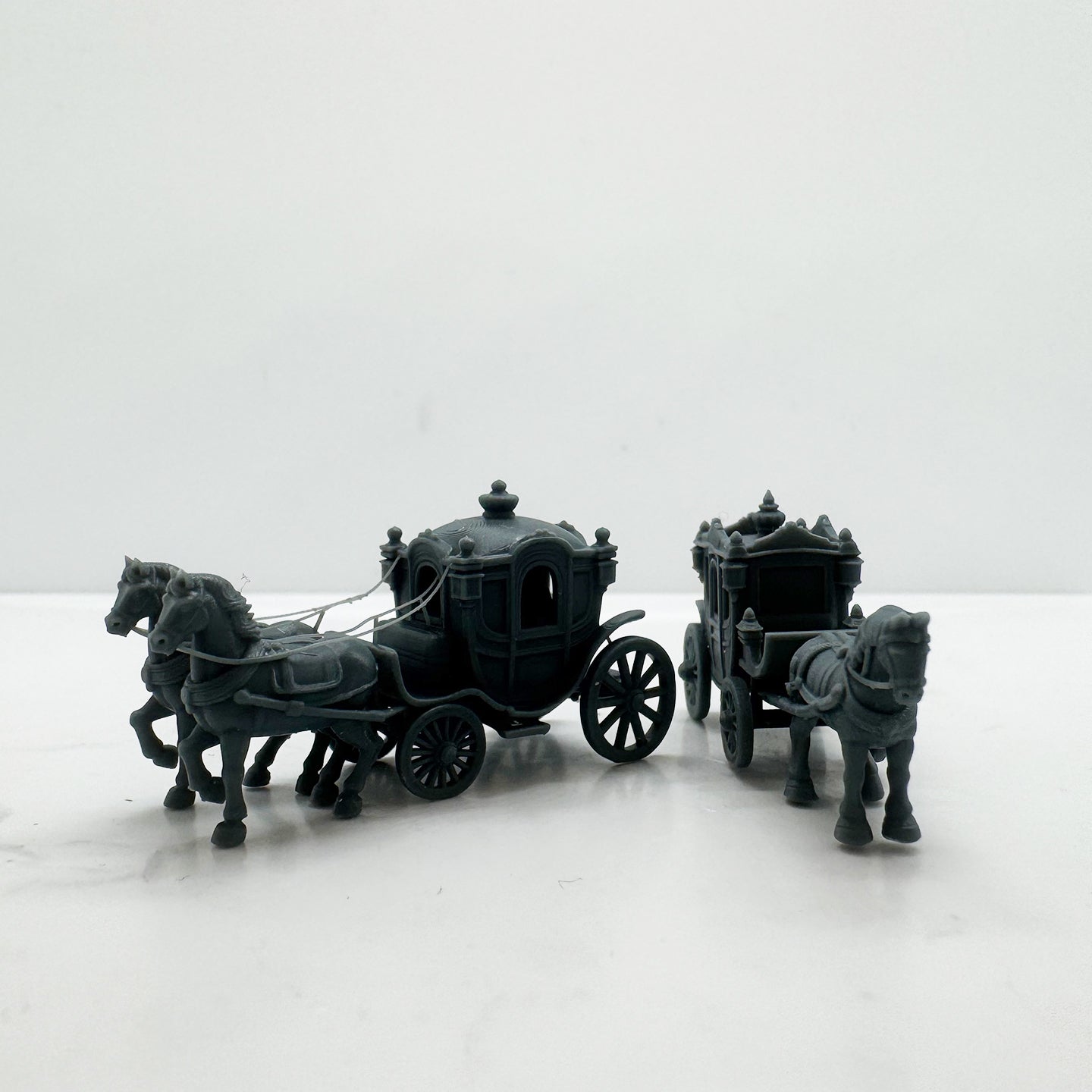 LYTS176 3D Printed Retro Two-Horse Carriage Model Set - Train Railway Miniature Scene Decor Ornament