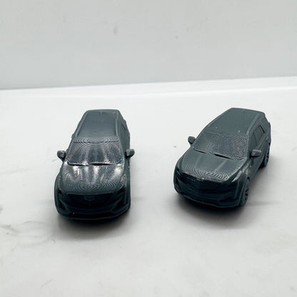 LYTS162 3D Printed Q Style Miniature Model Luxury Off-Road Car Decor for Dioramas Collection Displays