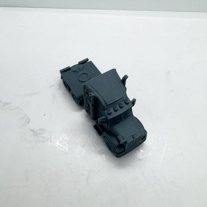 LYTS156 3D Printed American Heavy-Duty Truck - Large Truck Miniature Model for Dioramas & Collection Displays