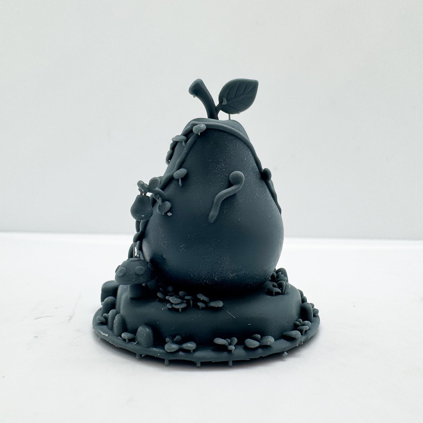 LYTS179 3D Printed Miniature Pear-Shaped Fairy House - Whimsical Fantasy Diorama Scene Decor