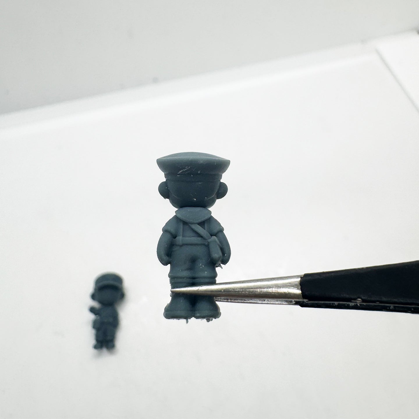 MRY-SFW LYTS148 3D Printed Q-Style Military Themed Cute Figurines Medic Soldier Themed Trendy Toy Models for Collection Deco HO Scale