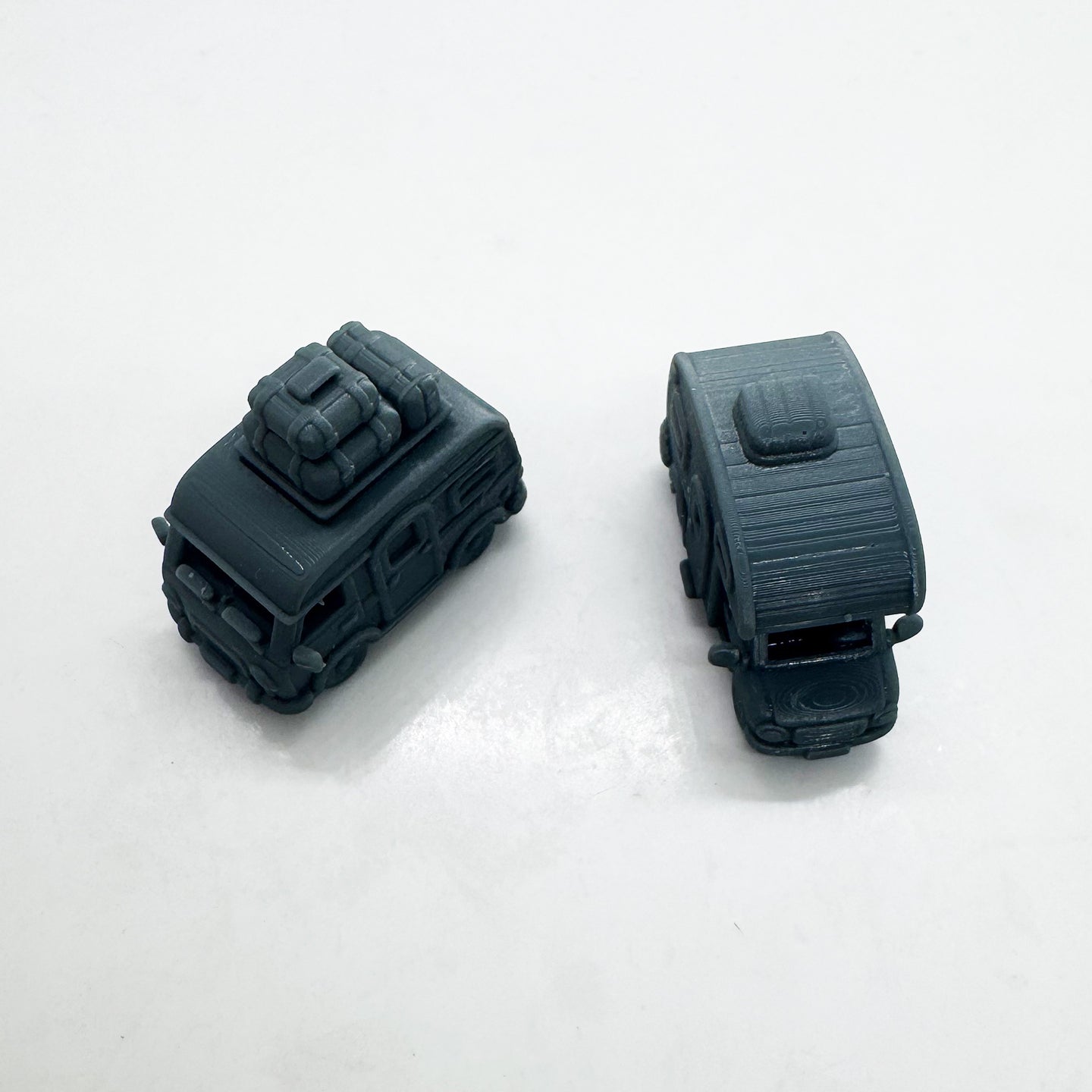 LYTS153 3D Printed Q-Style Cute Camper Van - Camping-Themed Miniature Model for Dioramas Collection Displays HO Scale