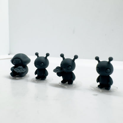 LYTS165 3D Printed Cute Alien Doll Decor Multi Style Q Version Alien Figurines for Diorama Scenes Collection Display
