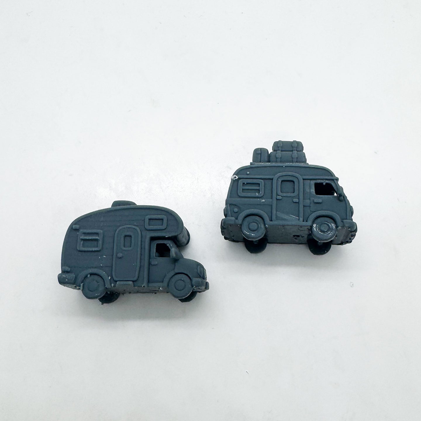 LYTS153 3D Printed Q-Style Cute Camper Van - Camping-Themed Miniature Model for Dioramas Collection Displays HO Scale