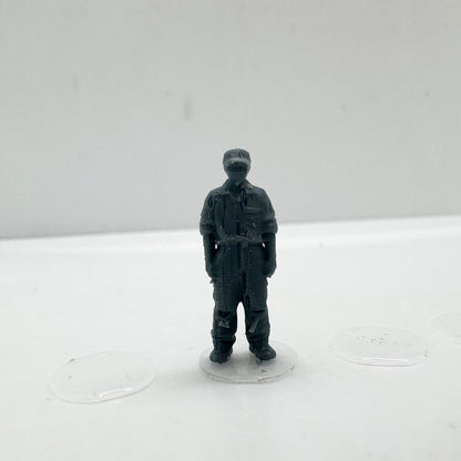 MRY-SFW LYTS139 3D Printed Auto Mechanic 3pcs Figures High Detail Repair Technician Models (with Tire & Tool) for Diorama Collection HO Scale