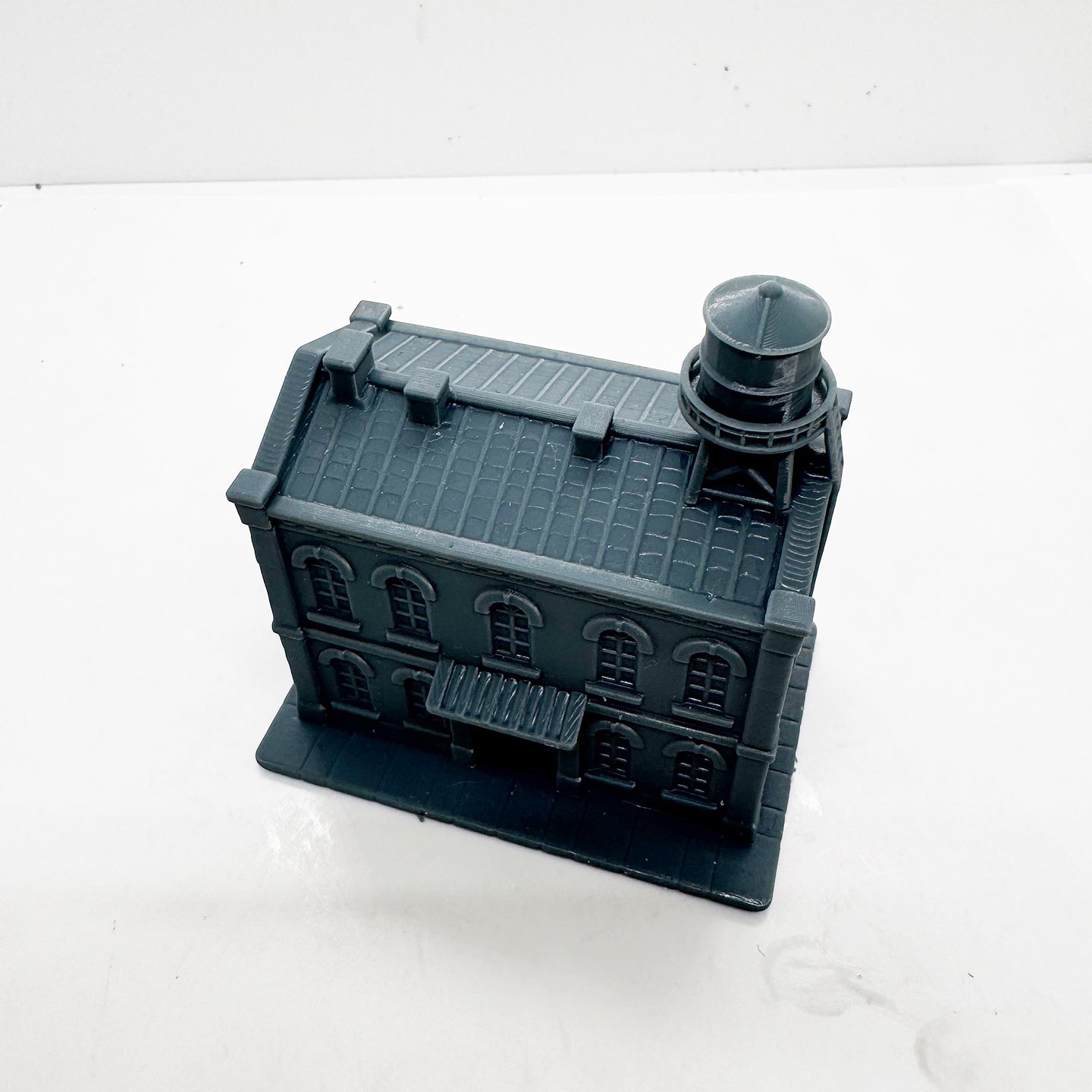 MRY-SFW LYTS126 Vintage Two - Story Building with Water Tower 3D Printed Retro Industrial & Urban Architecture Miniature for Model Train Scenes Collectors or Desktop Decoration