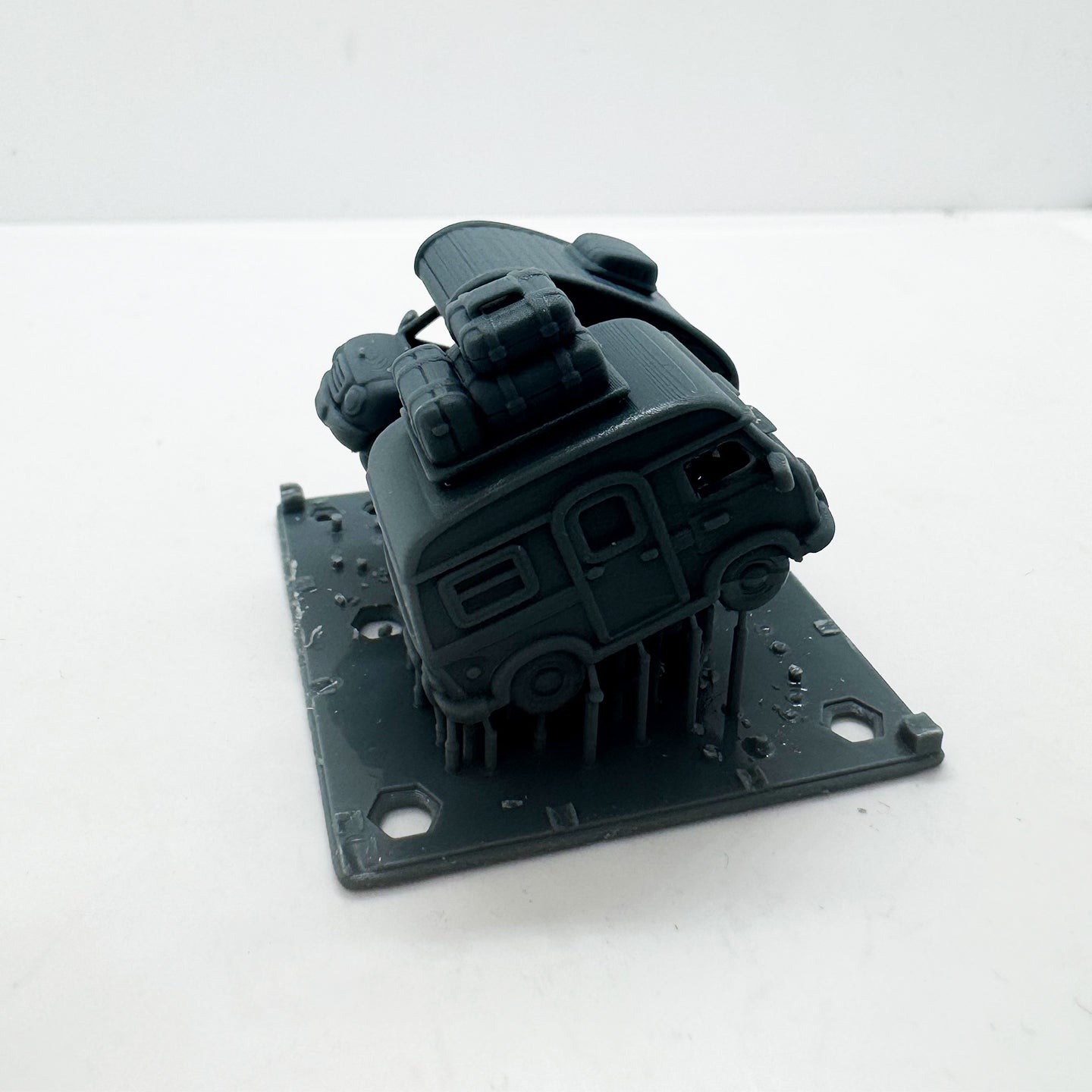 LYTS153 3D Printed Q-Style Cute Camper Van - Camping-Themed Miniature Model for Dioramas Collection Displays HO Scale