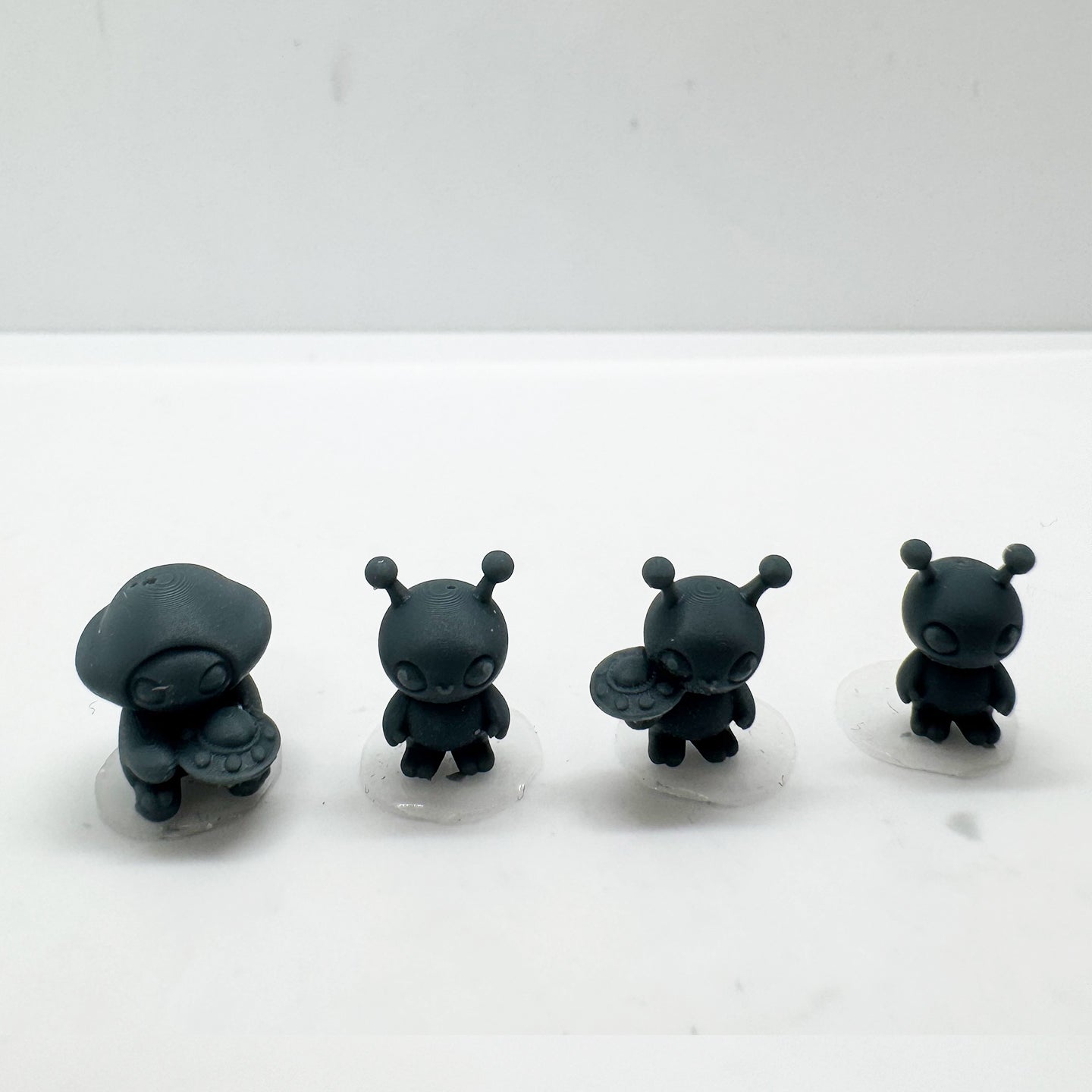 LYTS165 3D Printed Cute Alien Doll Decor Multi Style Q Version Alien Figurines for Diorama Scenes Collection Display