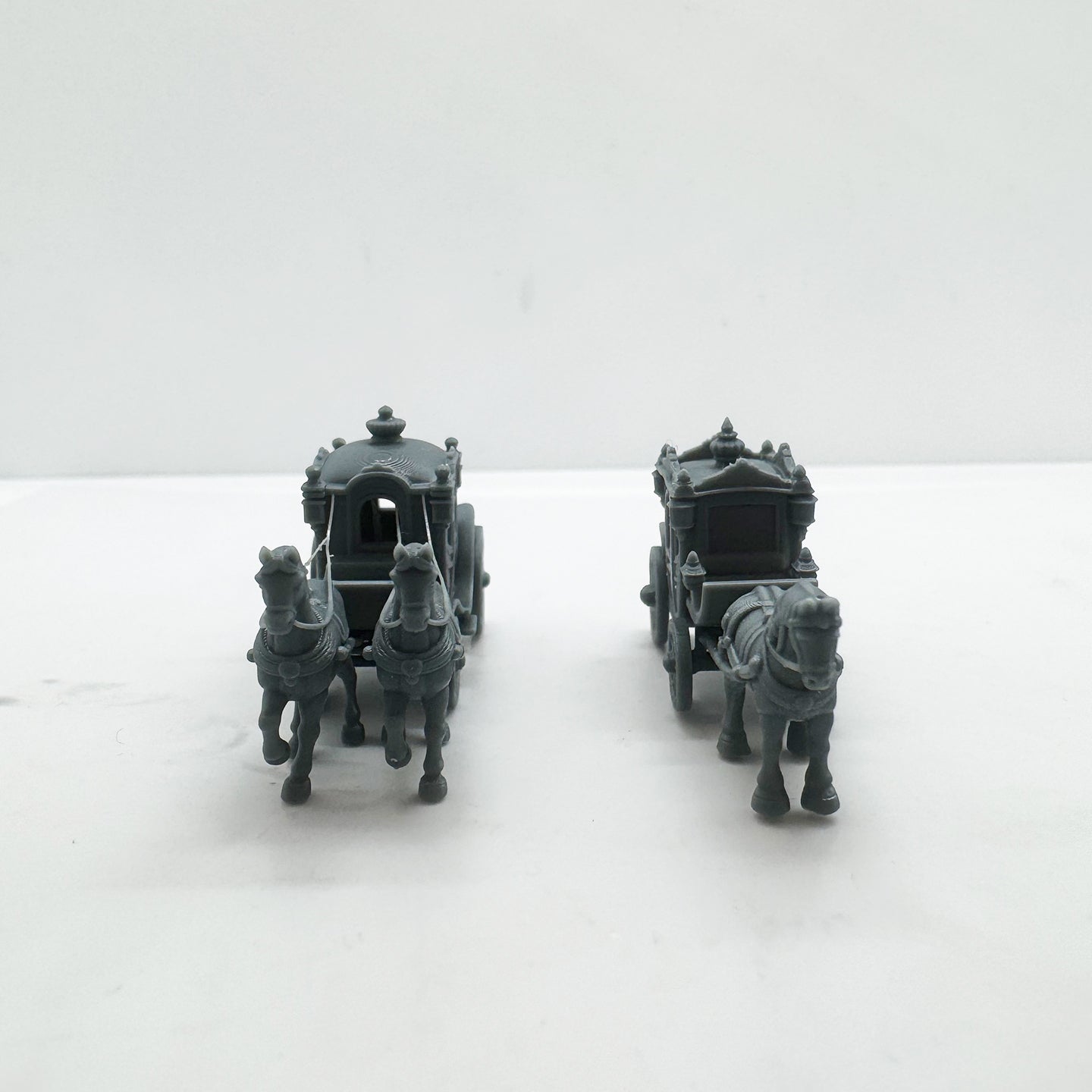 LYTS176 3D Printed Retro Two-Horse Carriage Model Set - Train Railway Miniature Scene Decor Ornament