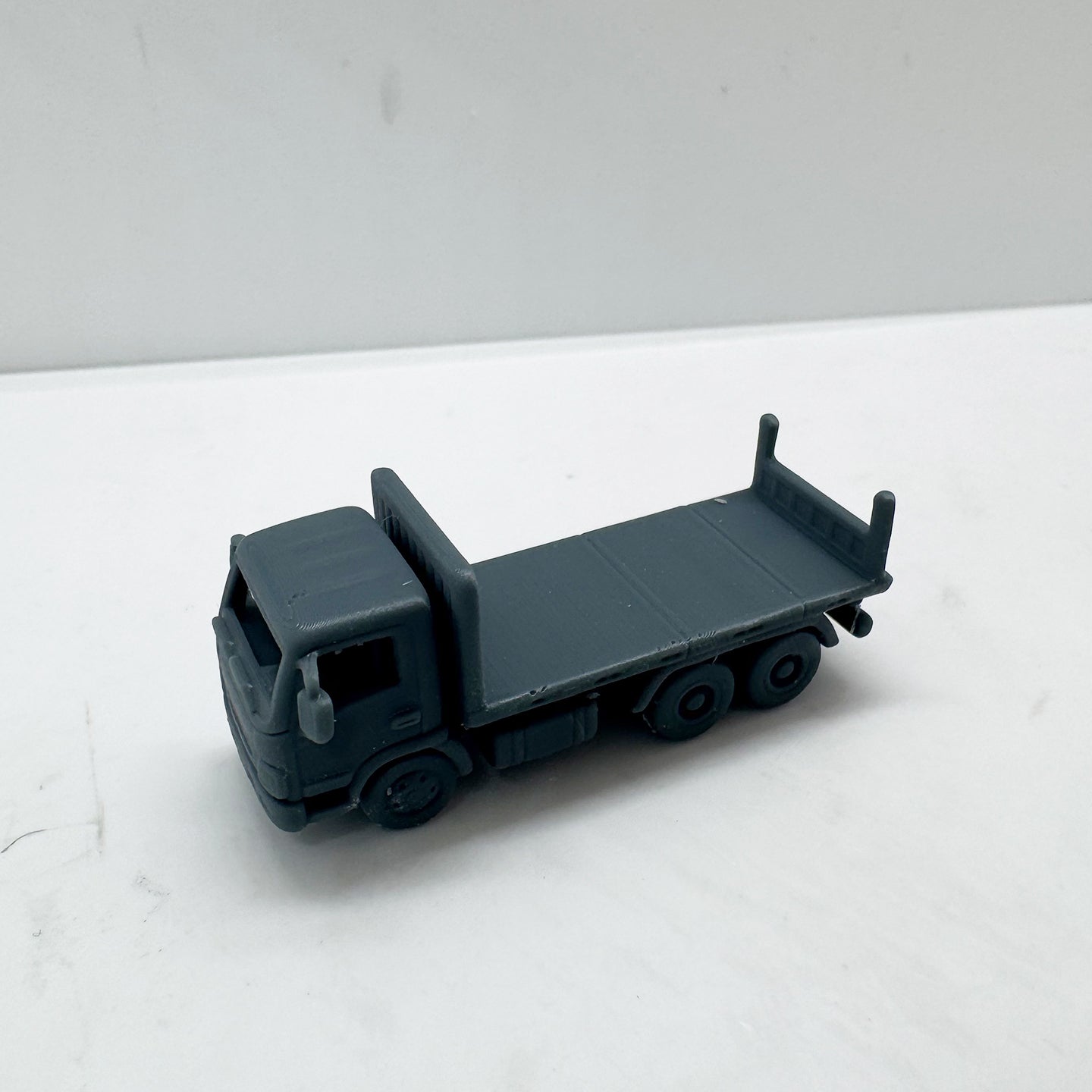 LYTS157 3D Printed Flatbed Truck - Cargo Truck Miniature Model for Dioramas Collection Displays