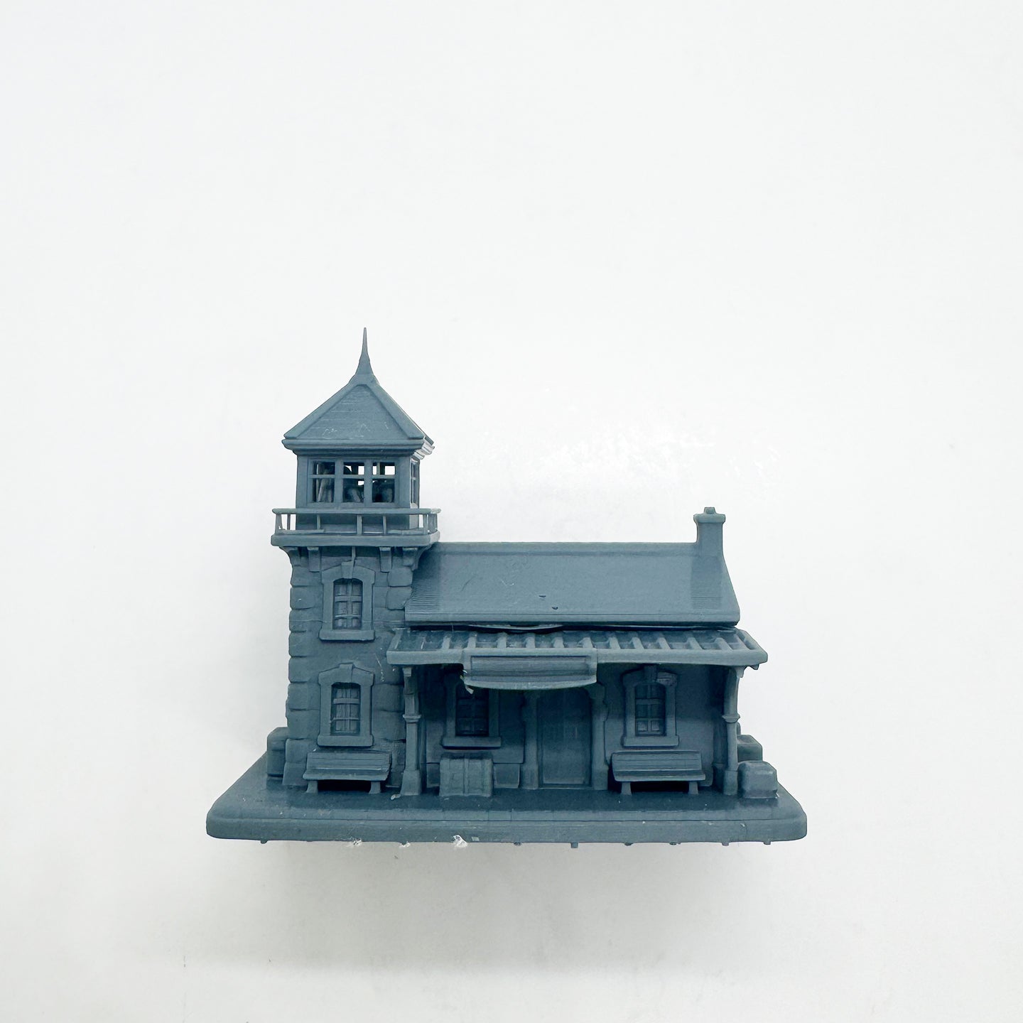 MRY-SFW LYTS125 Stone Train Station with Watchtower 3D Printed Retro Railway Miniature for Model Train Scenes Collectors or Desktop Decoration