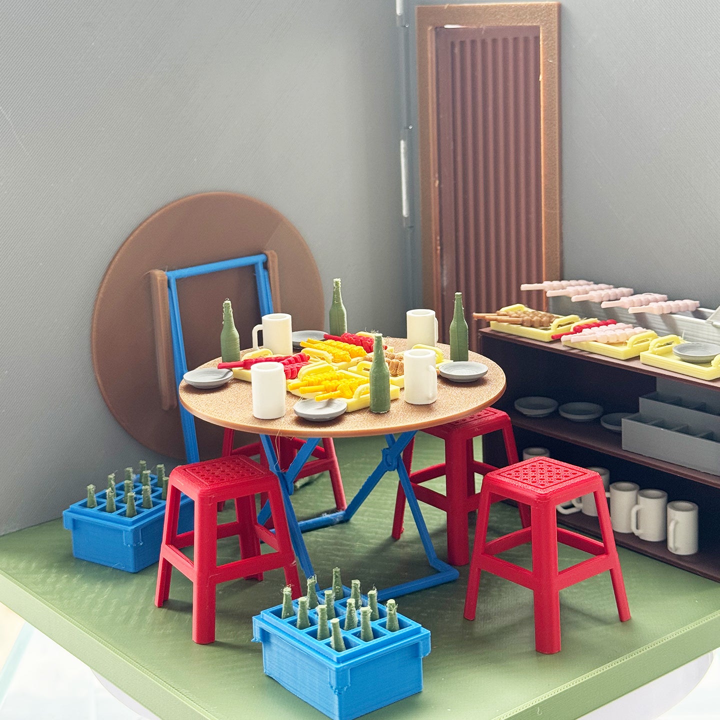 RHF121015 1/12 The Grill Room 1:12 Scale Dollhouse 3D Printed Miniature Barbecue Hut - With Barbecue Tools Table Chairs And Beer