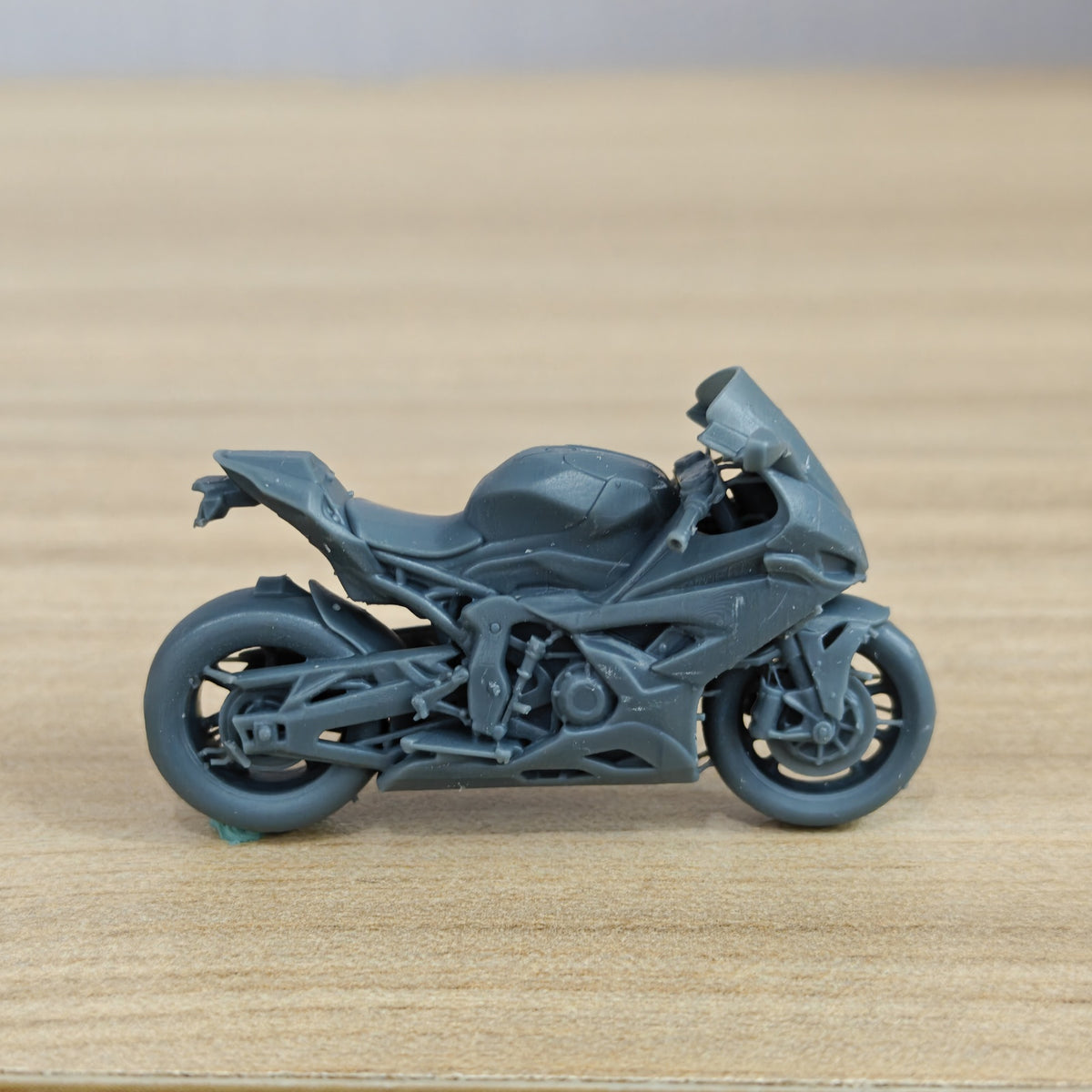 MRY-SFW LYTA570 High Precision Realistic Style Racing Motorc – LCD 3D printed resin model kit, image 2