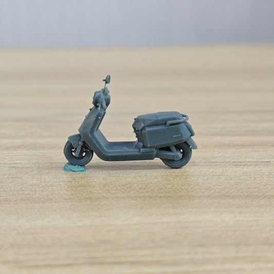 MRY-SFW LYTA563 Low Poly Style Retro Scooter Motorcycle Model