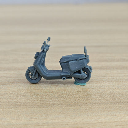 MRY-SFW LYTA565 Low Poly Minimalist Style Modern Electric Scooter Motorcycle Model