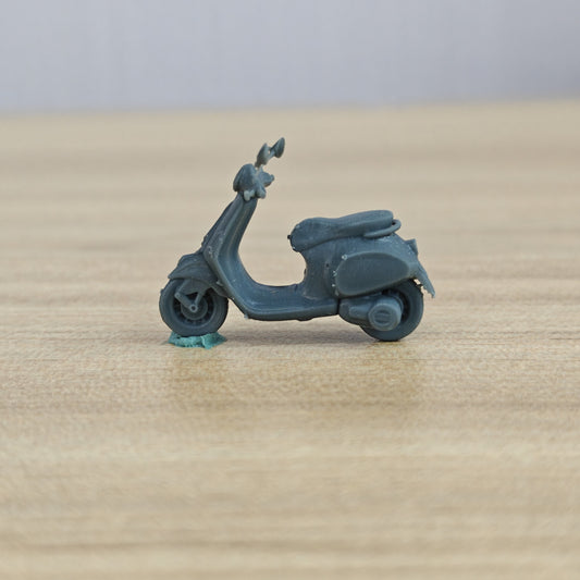 MRY-SFW LYTA535 Classic Vespa Style Retro Scooter Motorcycle Model