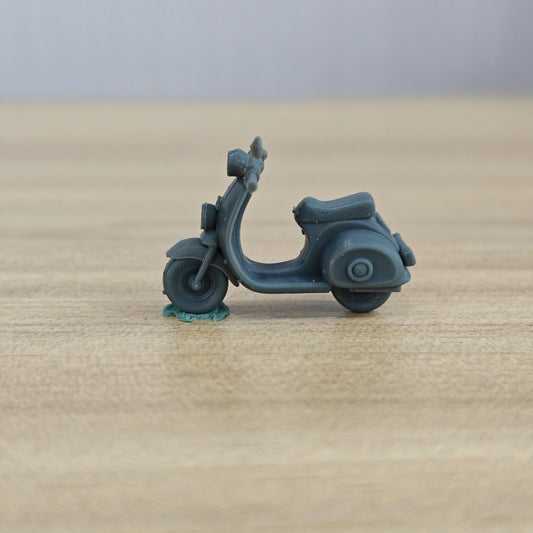 MRY-SFW LYTA546 Italian Retro Round Scooter Locomotive Retro Mini Motorcycle Model