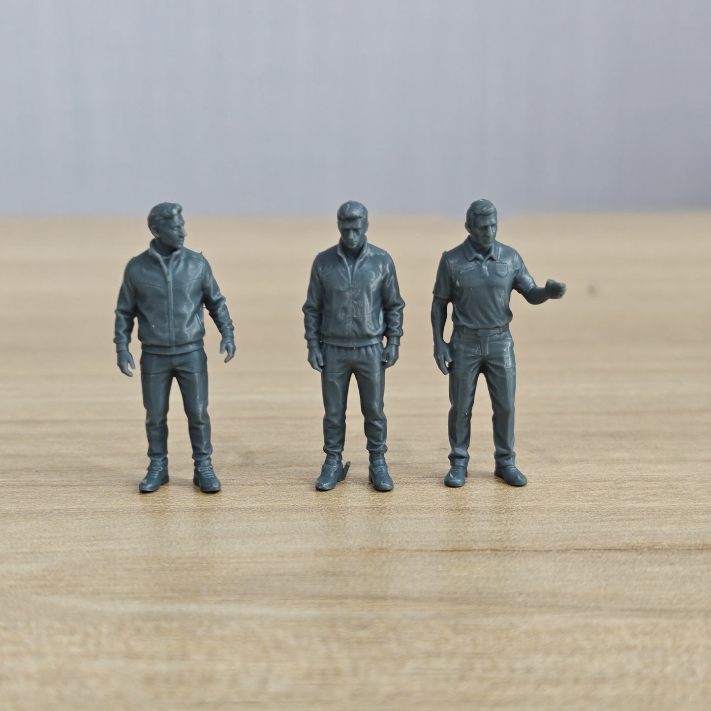 MRY-SFW LYTR382 Coaches 3-Pack, Ideal Stadium, Tabletop Painting Miniature Car Diorama Figures Scene Props Accessories Resin