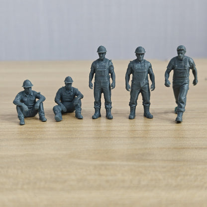 Yao's Studio LYTR305 Unpainted Worker Miniatures 5-Pack | For Diorama, Hobby Painting & Scene Props Miniatures Diorama Resin Figures