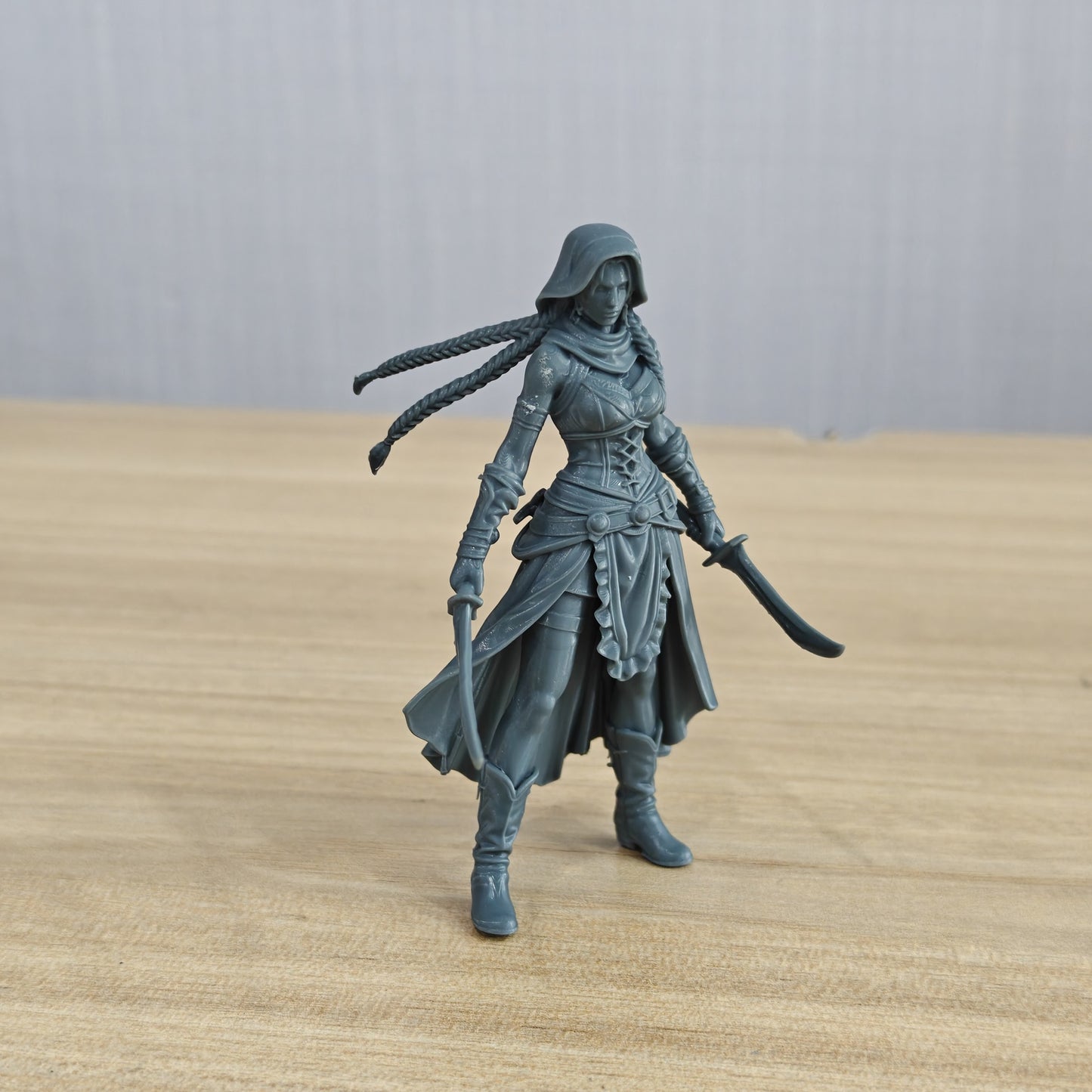 MRY-SFW LYTR1361 Desert Curved Blade Female Mercenary Fantasy Warrior 3D Printed Figure Model