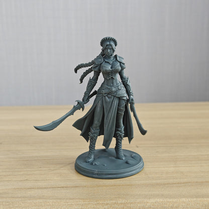 MRY-SFW LYTR1350 Desert Silver Blade Female Warrior 3D Printed Figure Model