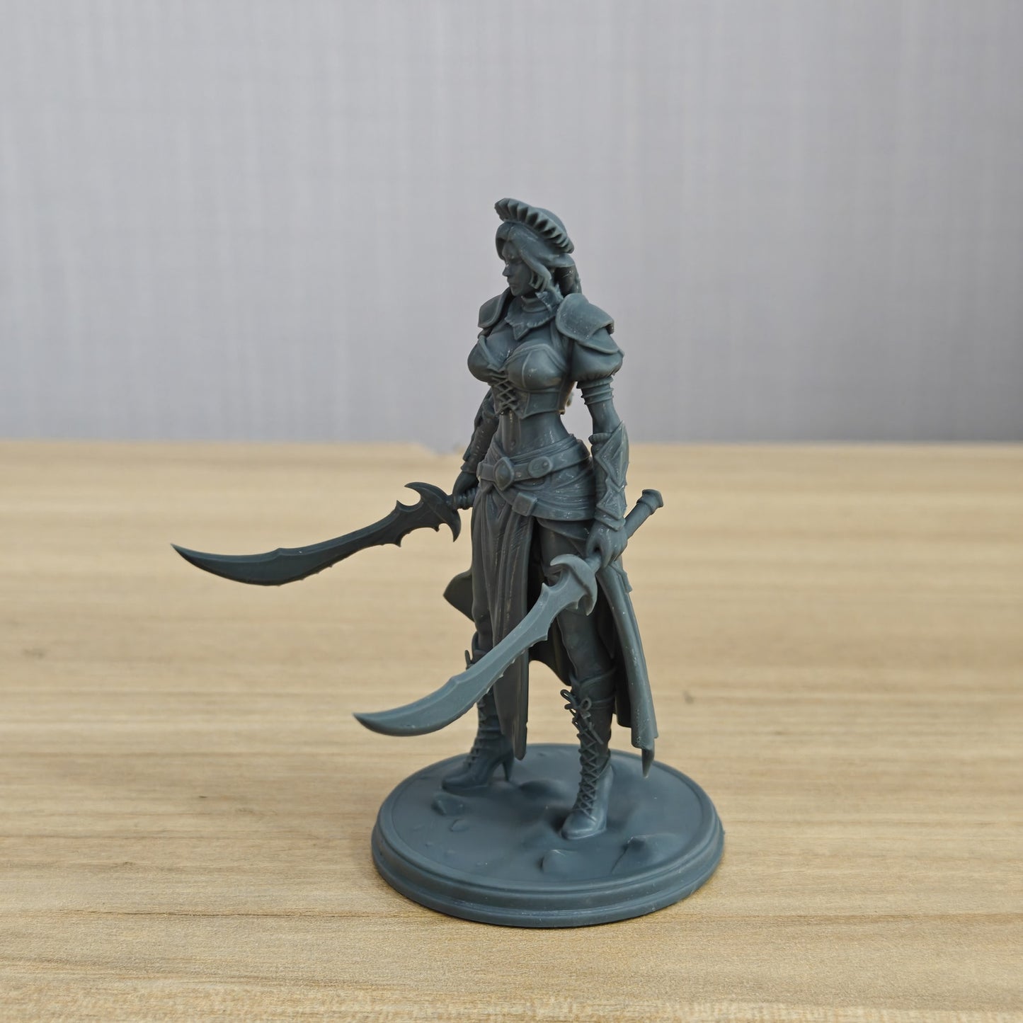 MRY-SFW LYTR1350 Desert Silver Blade Female Warrior 3D Printed Figure Model