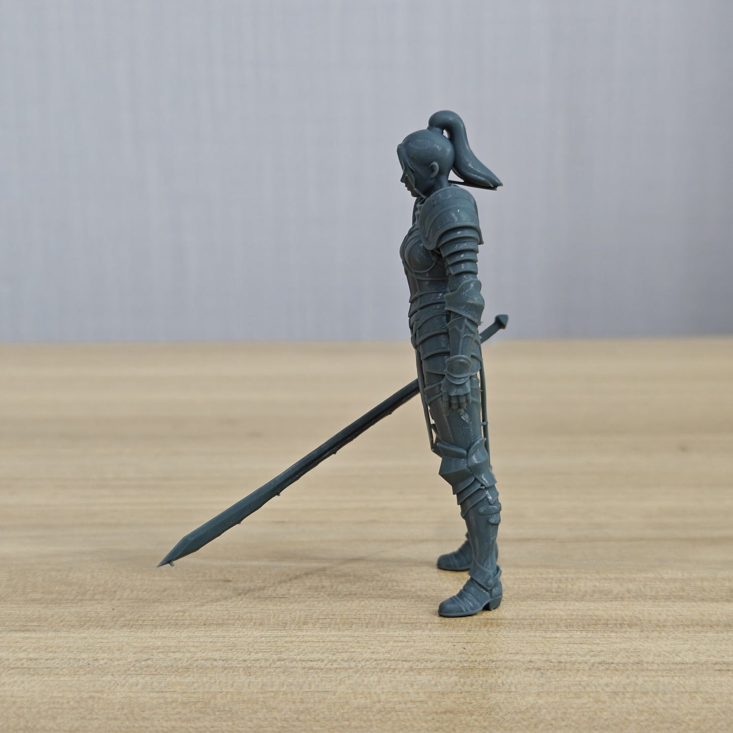 MRY-SFW LYTR1372 Heavy Armor Fantasy Female Sword Guard 3D Printed Figure Model