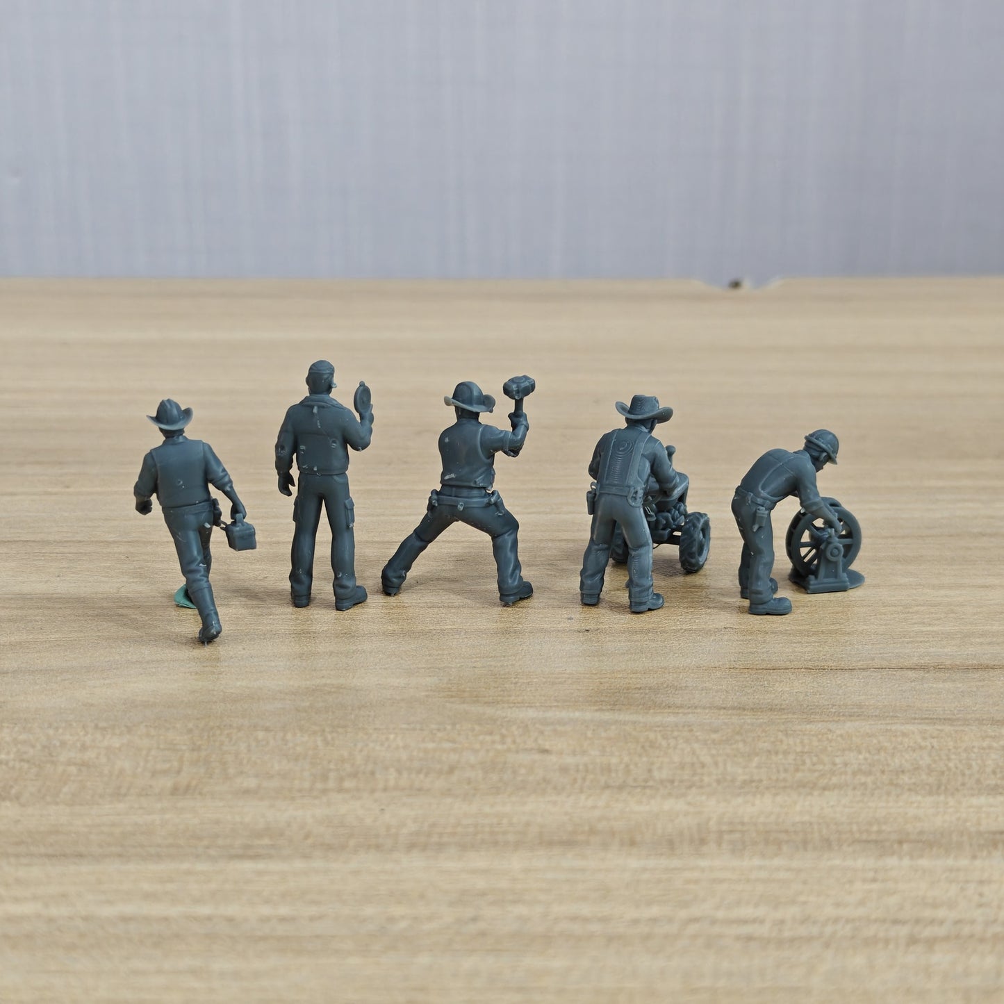 MRY-SFW LYTR1327 American Western Cowboy Engineer Set Adult Collectible