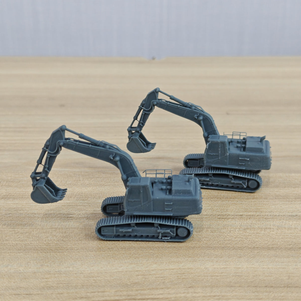 MRY-SFW LYTA657 Construction Vehicle Model Medium Crawler Ex – LCD 3D printed resin model kit, image 1