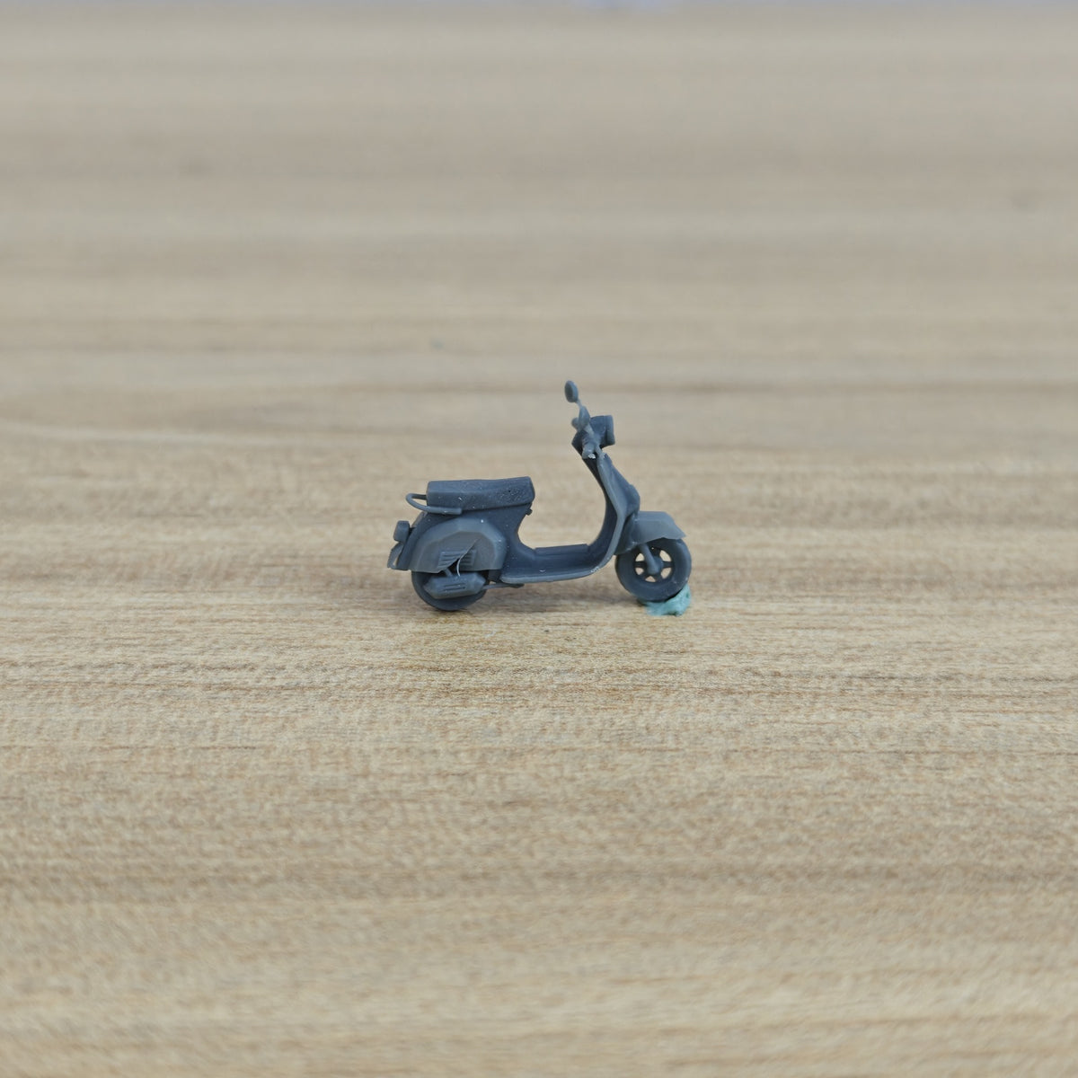 Low Poly Folded Surface Style Retro Scooter Electric Motorcycle Model MRY-SFW LYTA572