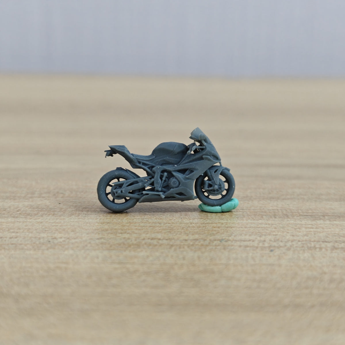 High Precision Realistic Style Racing Motorcycle Model MRY-SFW LYTA570