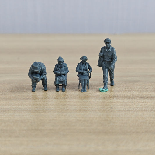 MRY-SFW LYTR1109 WWII Civilian Figures Blitz Poland Supplies Concealers