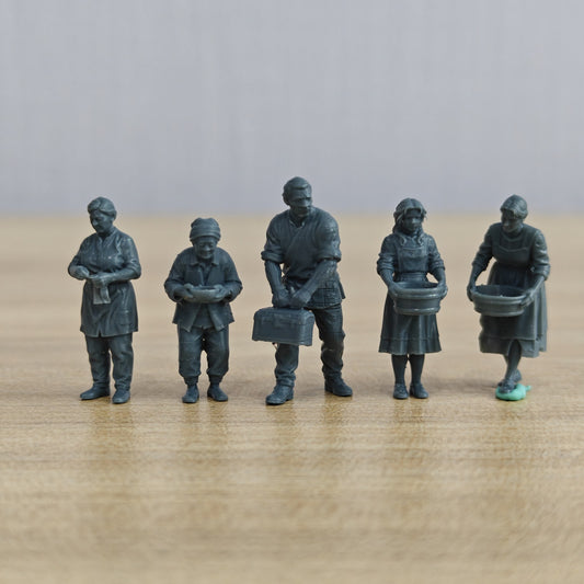 MRY-SFW LYTR1227 Operation Barbarossa Wounded Aid – LCD 3D printed resin model kit, image 1