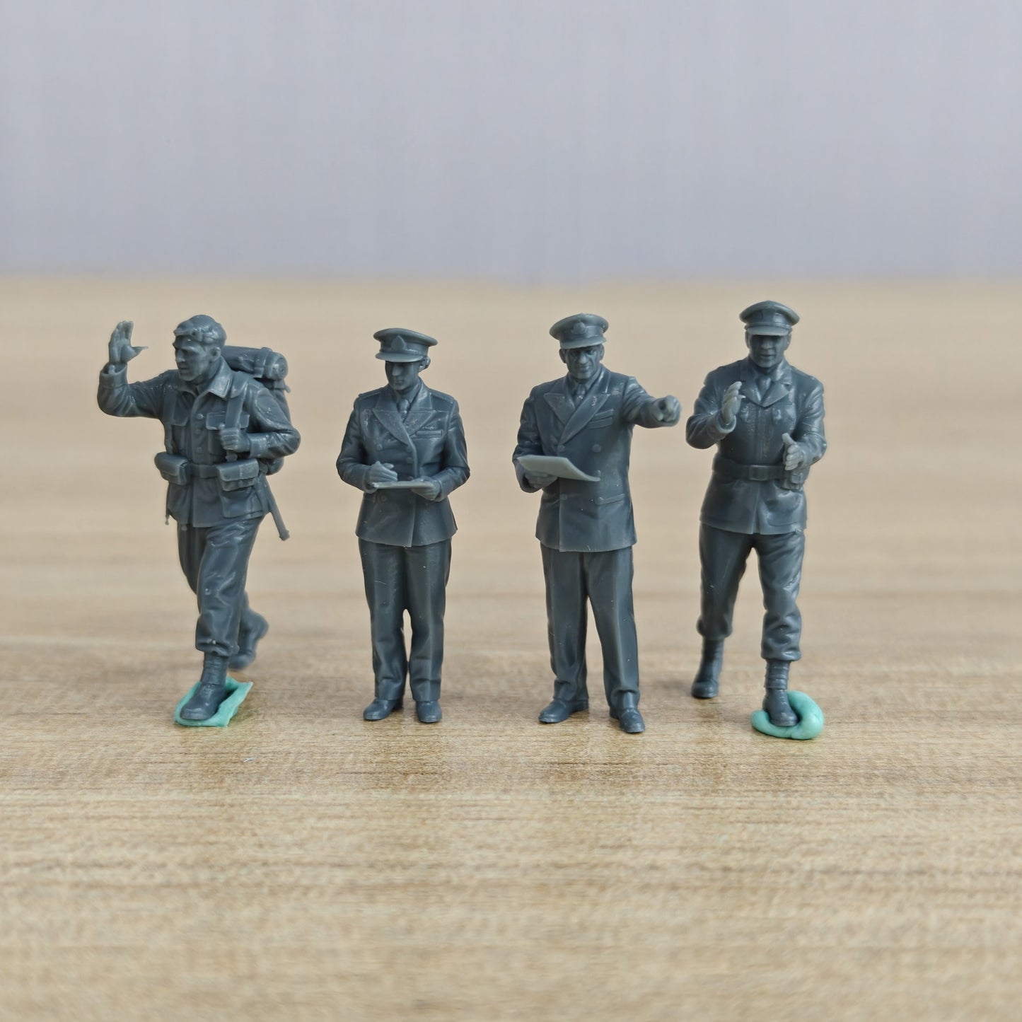 MRY-SFW SSTR1279 Dunkirk Evacuation Naval Personnel Counting Boarding Batches (4 Figures)