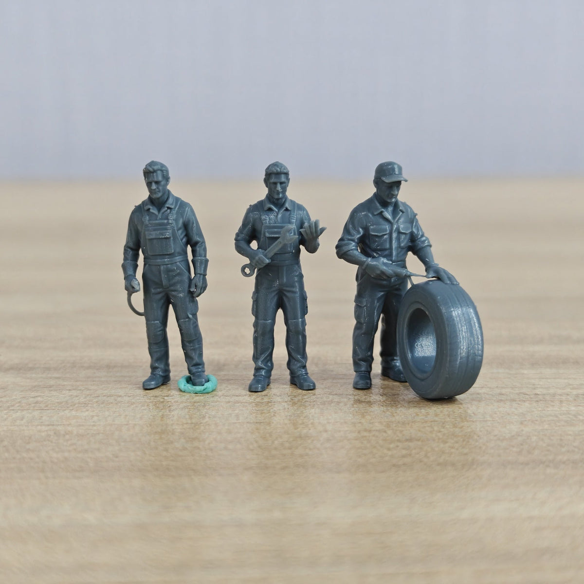 MRY-SFW LYTR1287 Battle of Stalingrad Field Maintenance 3 pc – LCD 3D printed resin model kit, image 1